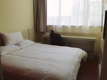 Hanting Hotel Ji'Nan Jingliu Road 済南 エクステリア 写真